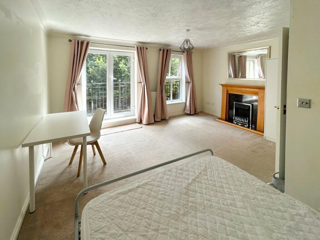 Additional property image - Paxton, Stoke Park, Bristol