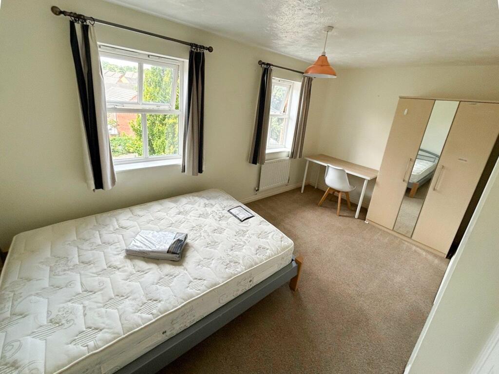 Additional property image - Paxton, Stoke Park, Bristol