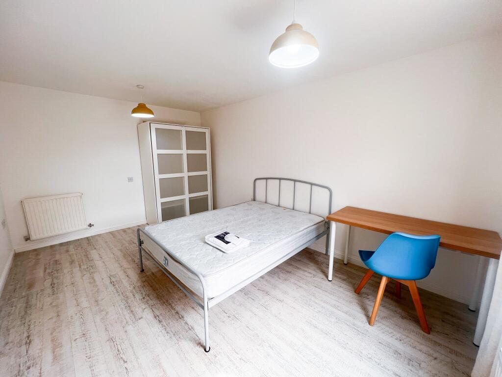 Additional property image - Wright Way, Stoke Park, Bristol