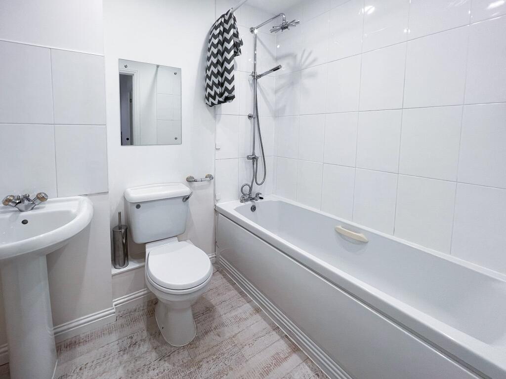 Additional property image - Wright Way, Stoke Park, Bristol