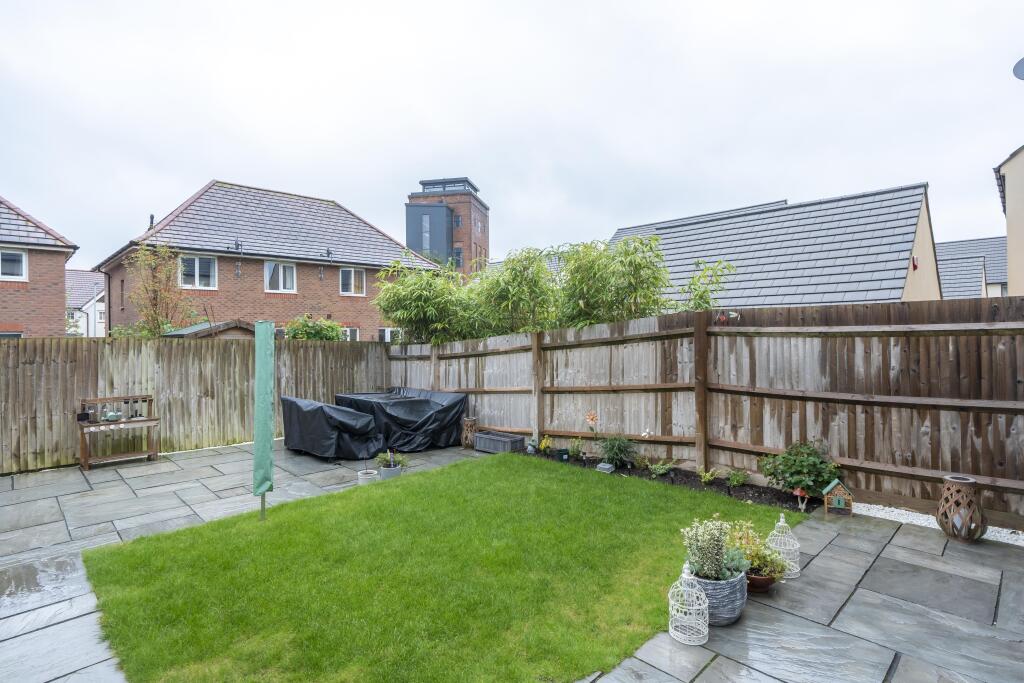 Additional property image - Alexander Road, Frenchay, Bristol