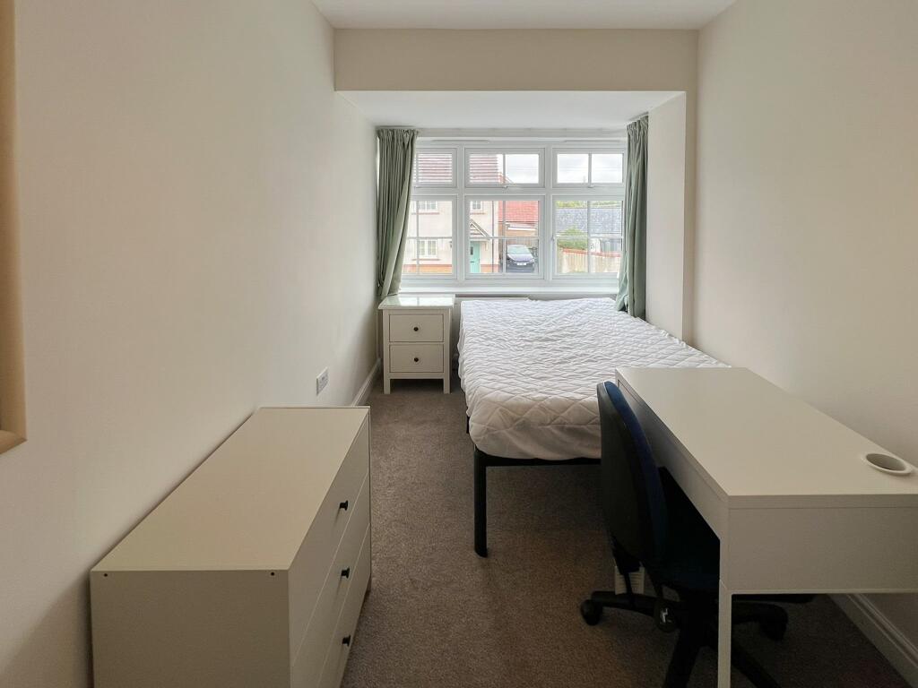 Additional property image - Great Clover Leaze, Cheswick Village, Bristol