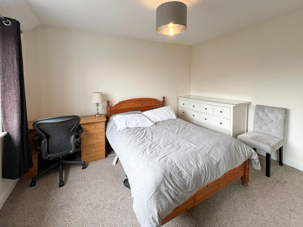 Additional property image - Great Clover Leaze, Cheswick Village, Bristol