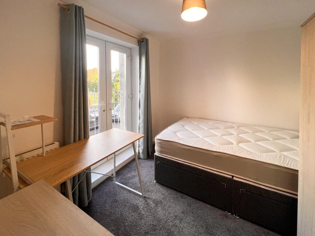 Additional property image - Rose Green, Greenbank Road, Bristol