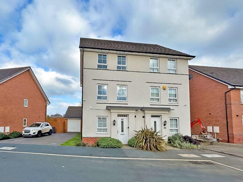 4 bedroom semidetached house for sale in Centenary Lane, Wednesbury, WS10