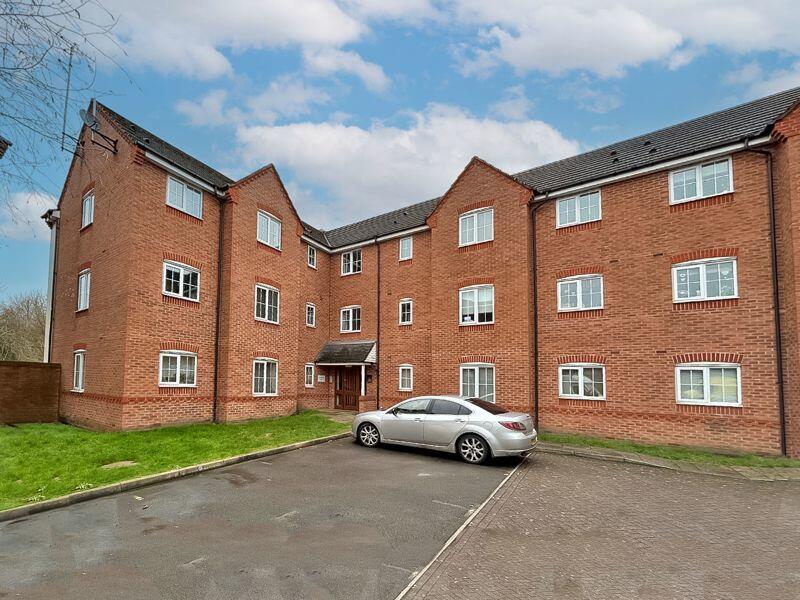 2 bedroom flat for sale in Old College Drive, Wednesbury, WS10