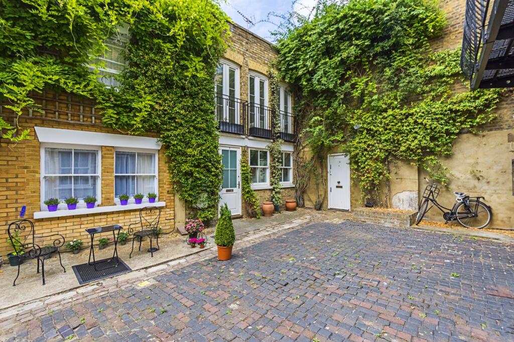 Main image of property: Moreton Terrace Mews South Pimlico SW1V