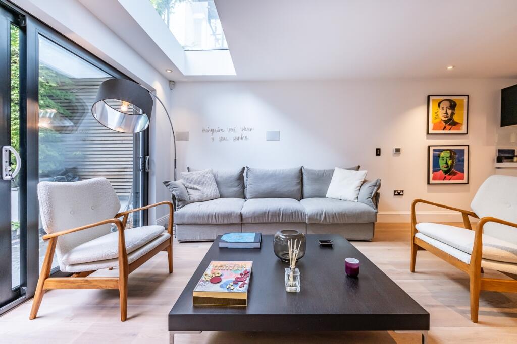 Main image of property: Hugh Street Pimlico SW1V