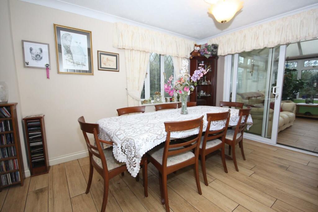 4 bedroom detached house for sale in Aldabrand Close, Chickerell