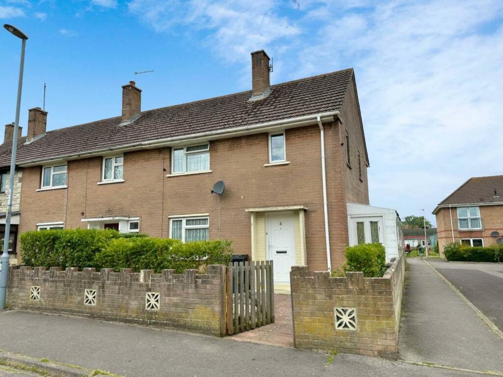 3 bedroom terraced house for sale in Rise, Weymouth, DT3