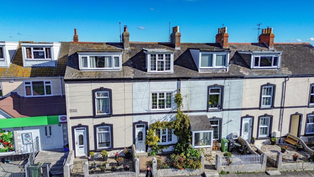 3 bedroom terraced house