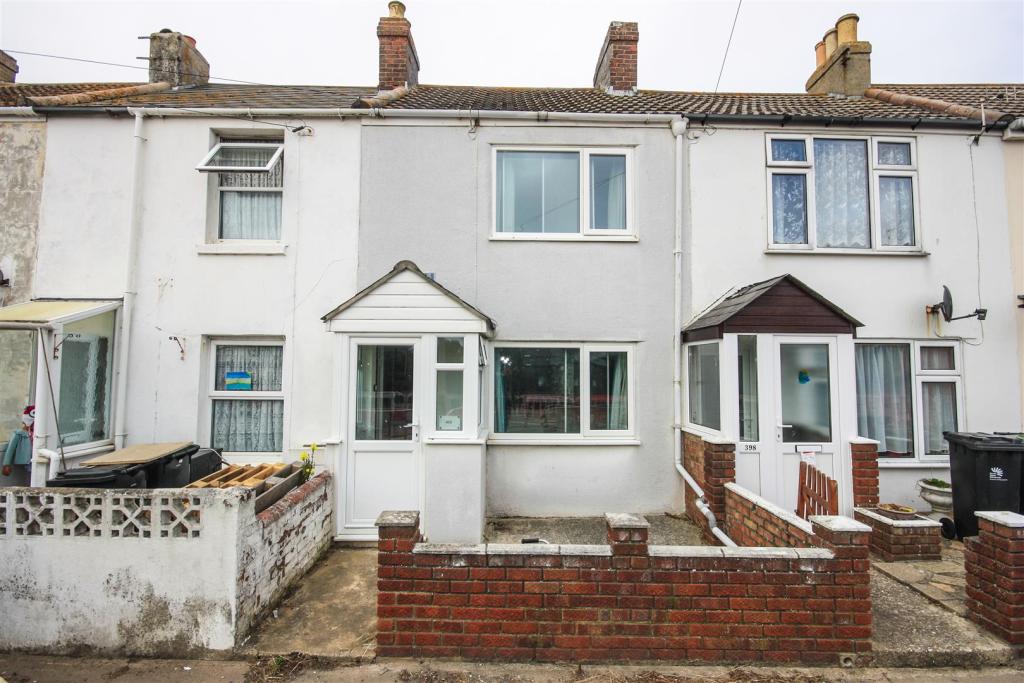 2 bedroom terraced house for sale in In Need Of Modernisation