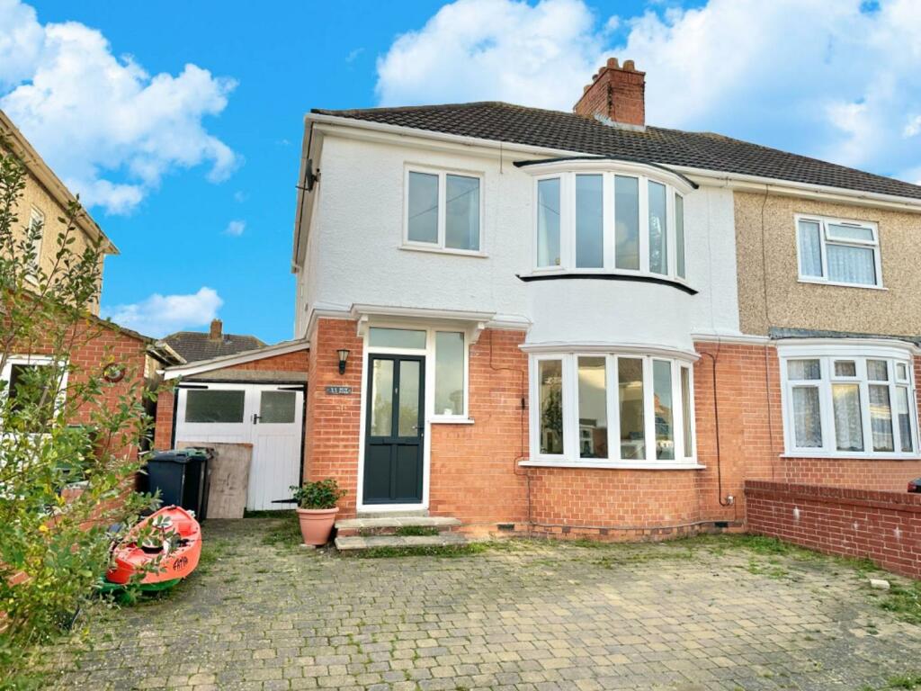 3 bedroom semidetached house for sale in Bryn Road, Weymouth, DT4