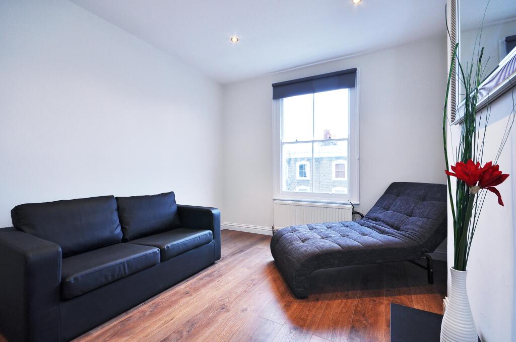 Main image of property: Oakley Road London N1