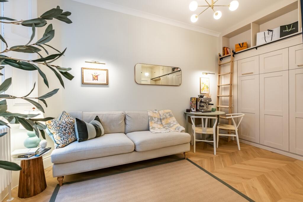 Main image of property: De Vere Gardens London W8