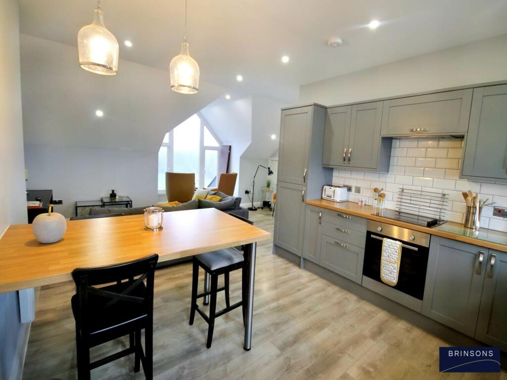 2 bedroom flat for rent in Ty Cennydd, Caerphilly, , CF83