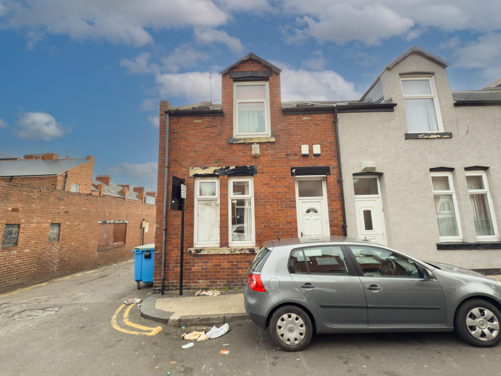 Main image of property: Flat 1A Queensberry Street, Sunderland, Tyne and Wear SR4 7AG