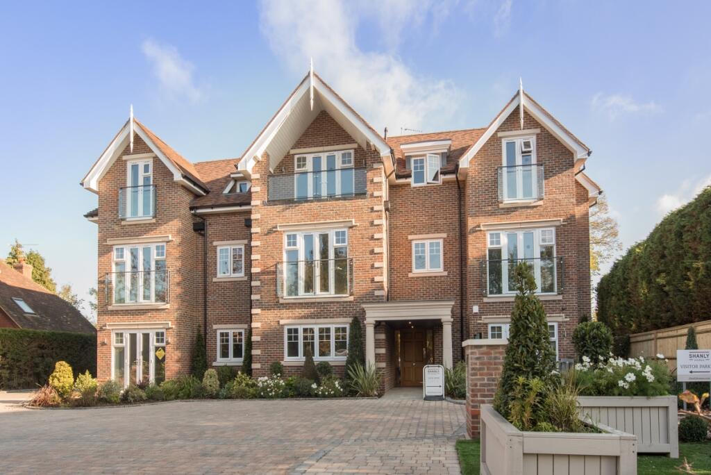 Main image of property: 119 Station Road Beaconsfield HP9