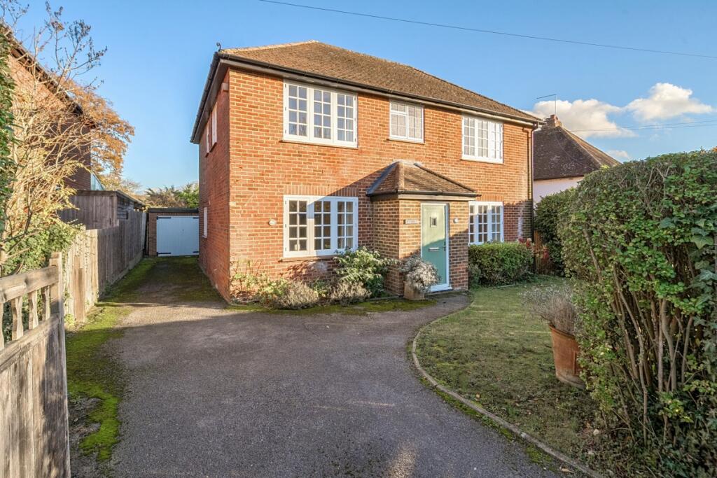 Main image of property: Guildford Road, Lightwater GU18