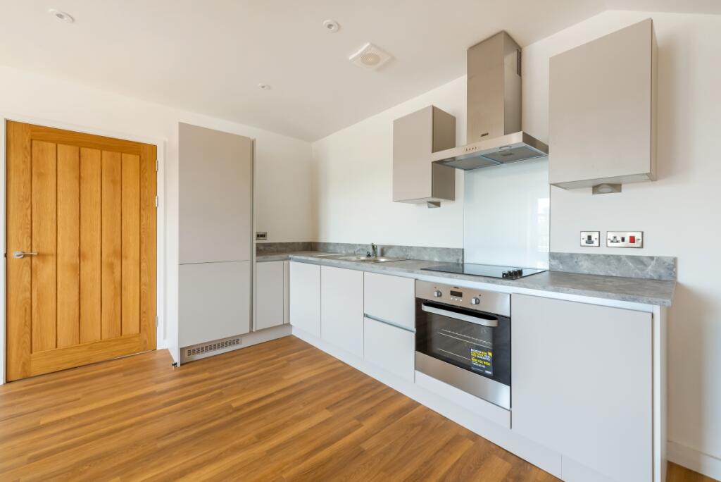 Main image of property: High Street, Sunninghill SL5