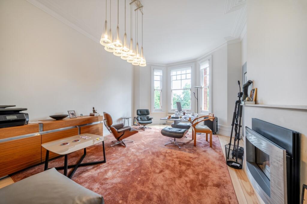 Main image of property: Cheyne Walk London SW3