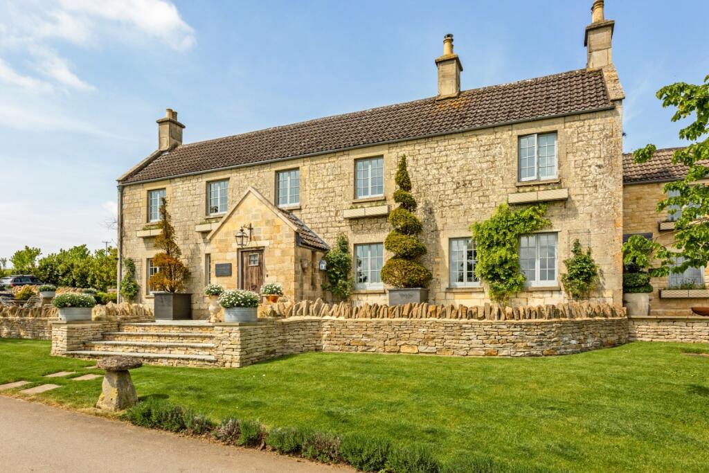 Main image of property: Winchcombe GL54