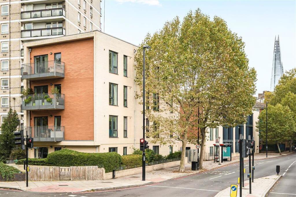 Main image of property: Jamaica Road, Bermondsey