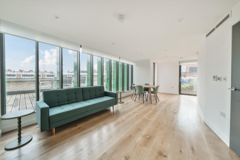 Main image of property: Pontifex Wharf, Borough, SE1
