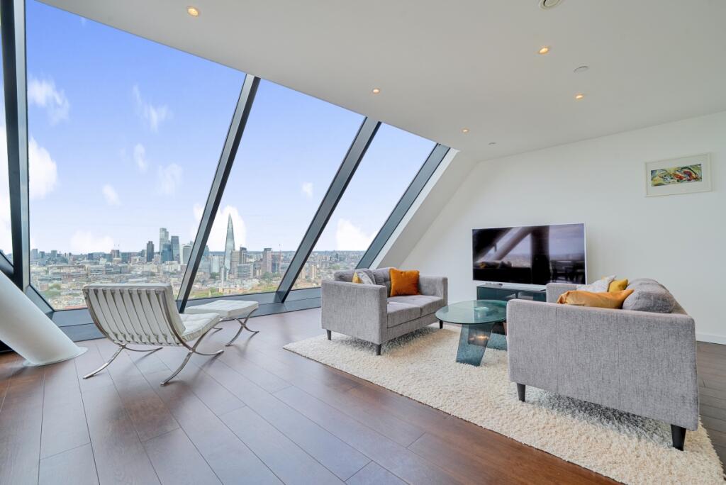 Main image of property: Strata Building, Elephant and Castle, SE1