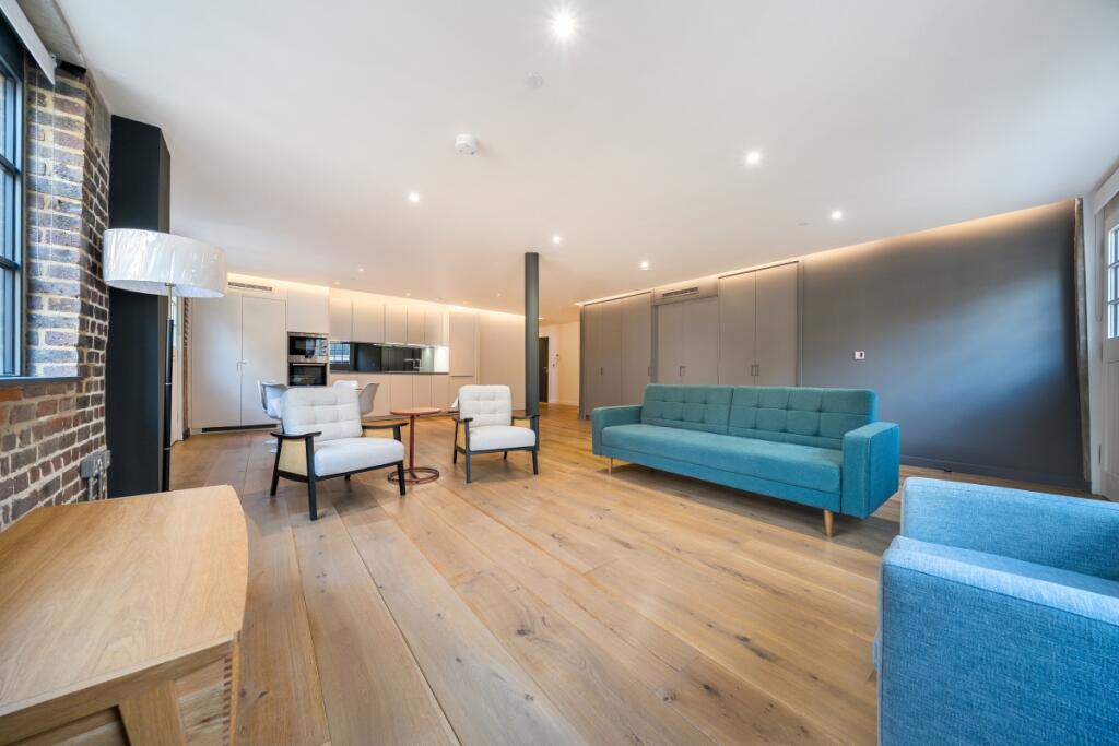 Main image of property: Winchester Walk, Borough, SE1