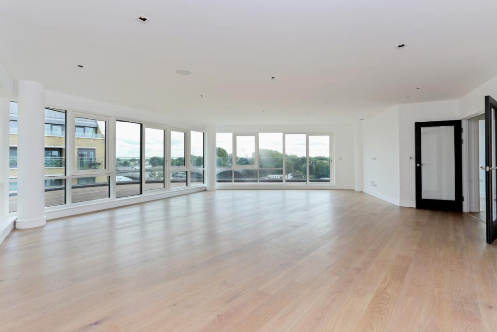 Main image of property: Kew Bridge Road Brentford TW8
