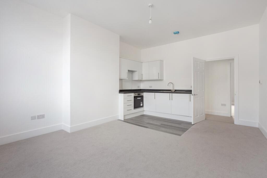 Main image of property: Windsor SL4