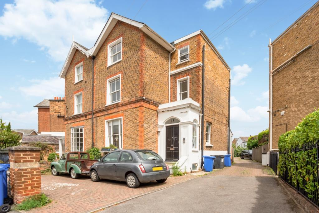 1 bedroom apartment for rent in Trinity Place Windsor SL4