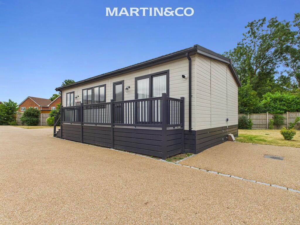 Main image of property: Thames Retreat, Chertsey Lane