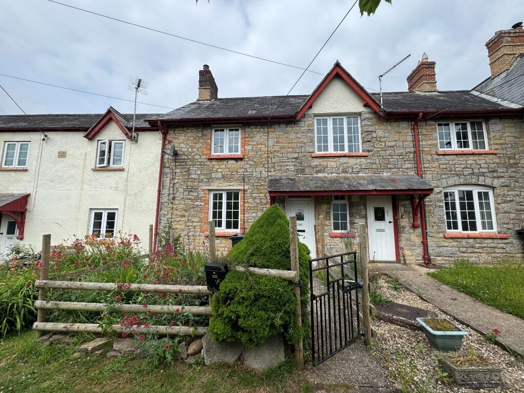 Main image of property: Greenway, TA3