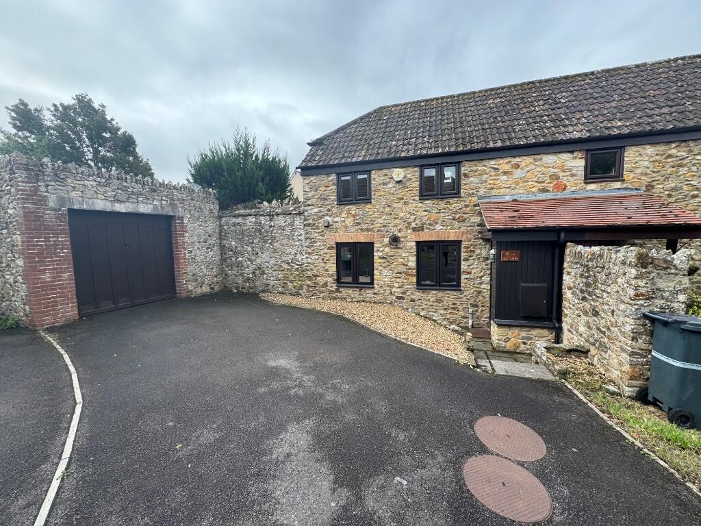 Main image of property: Barton Green, Taunton, Somerset, TA3
