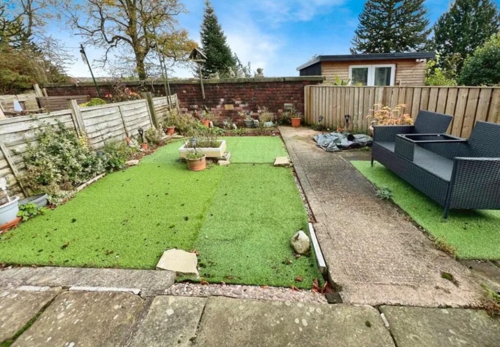 Additional property image - 15, Muffit Lane, Gomersal, Cleckheaton, BD194QS