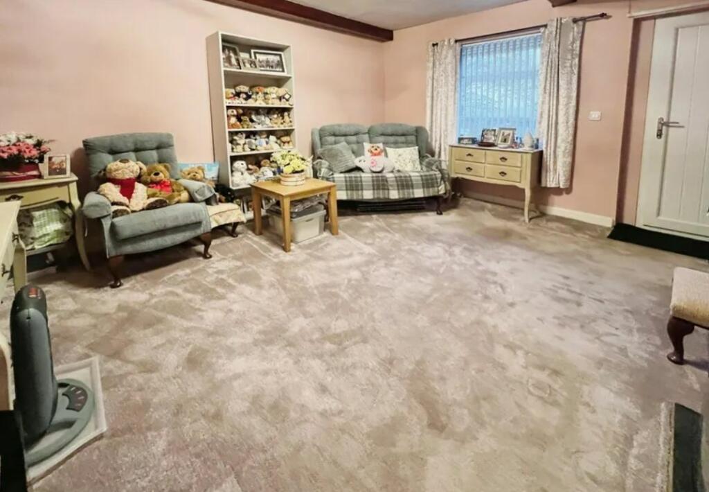 Additional property image - 15, Muffit Lane, Gomersal, Cleckheaton, BD194QS