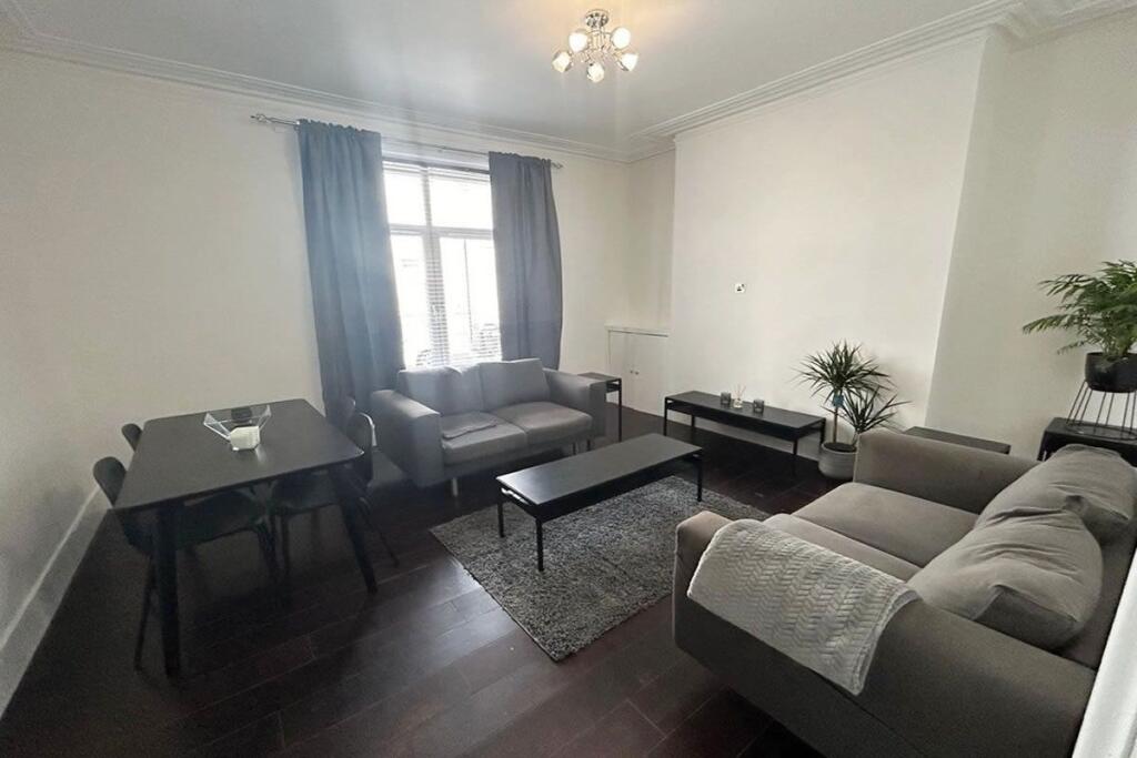 Additional property image - 10, Howburn Place, Flat G-F, Aberdeen, AB116XX