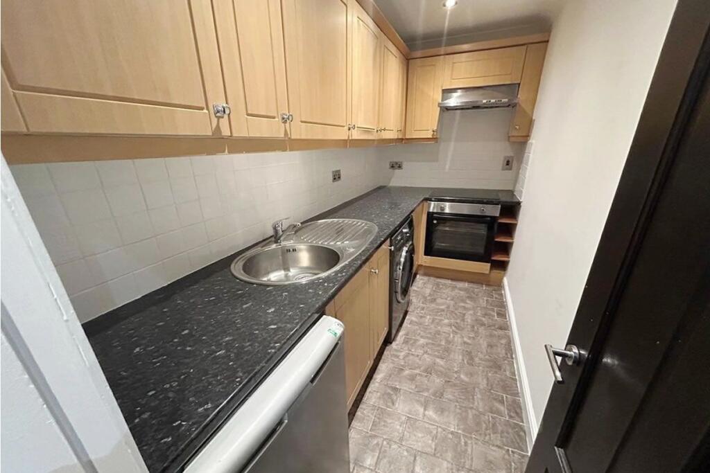 Additional property image - 10, Howburn Place, Flat G-F, Aberdeen, AB116XX