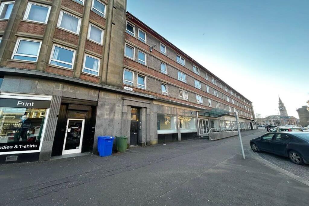Main image of property:  73, Cathcart Street, Flat 2-1, Greenock, PA151DE