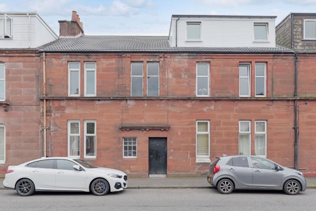 Main image of property:  335, Main Street, Alexandria, Loch Lomond, G830BP