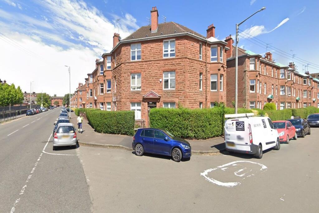 Main image of property:  26, Moss Side Road, Flat 0-1, Glasgow, Shawlands, G413TW