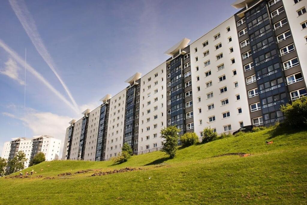 Main image of property:  120, Moss Heights Avenue, Flat 5-2, Glasgow, G522TZ