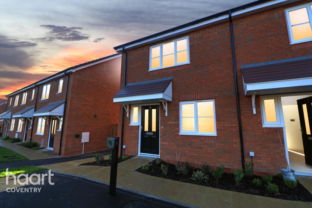 Main image of property: 14 Cameron Close, Kenilworth