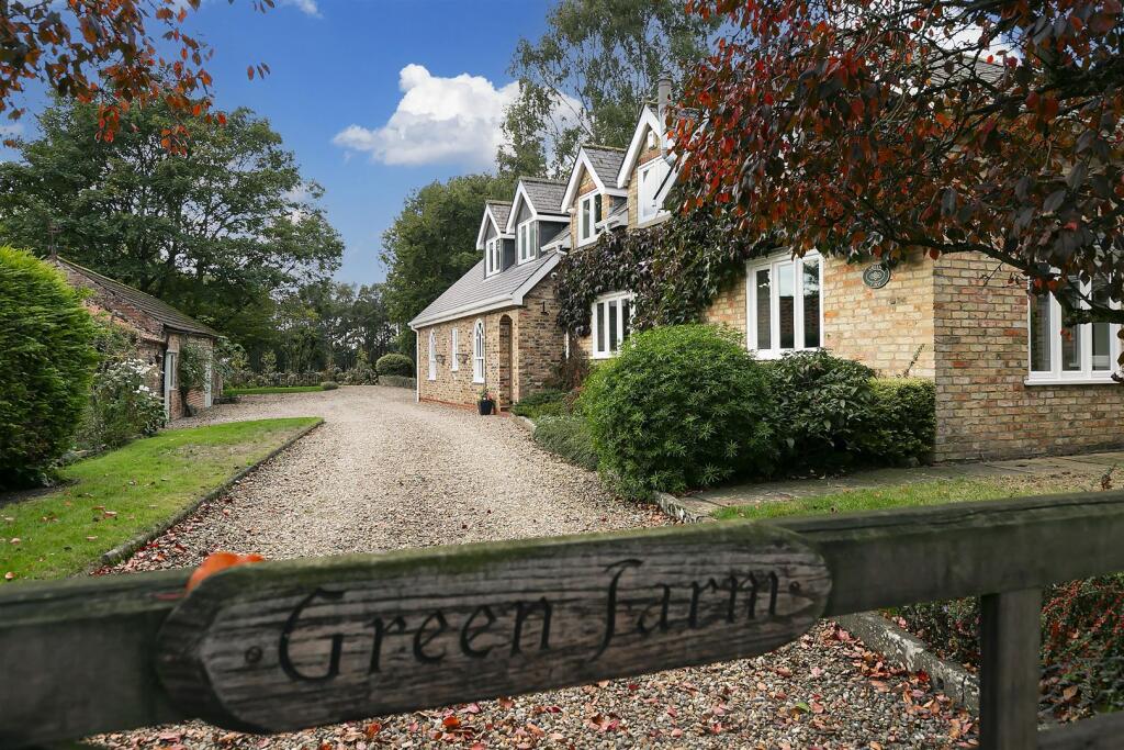 Main image of property: Everingham, York