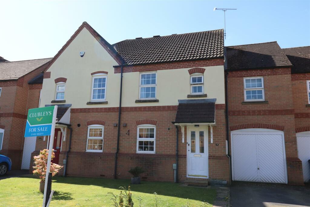 3 bedroom terraced house for sale in Aspen Walk, Welton, Brough, HU15