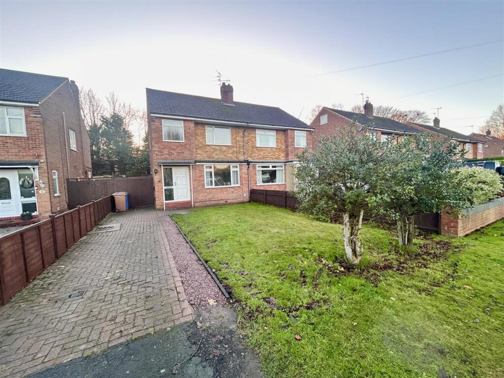 Main image of property: 21 Eastdale RoadMeltonEast Yorkshire