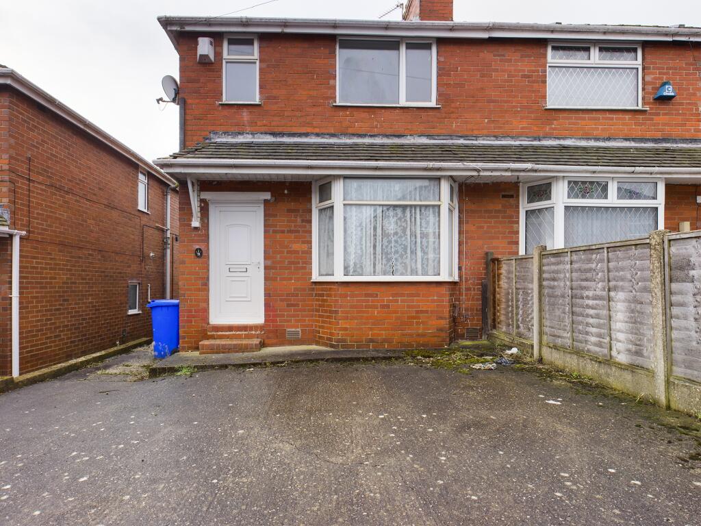 3 bedroom semi-detached house for rent in Sandy Road, Sandyford, Stoke-on-Trent, ST6