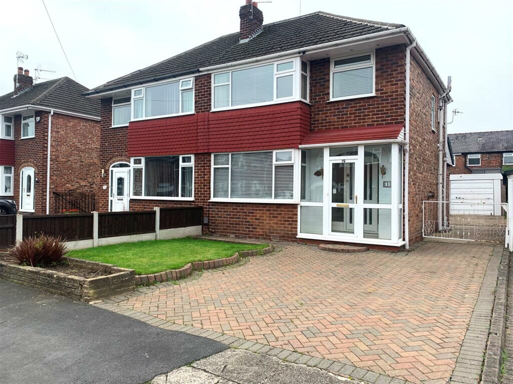 3 bedroom semidetached house for sale in Eltham Drive, Urmston